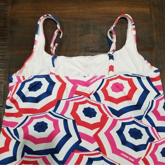 Lands' End Classic Cobalt Beach Umbrella Square Neck Tankini - Picture 7 of 9